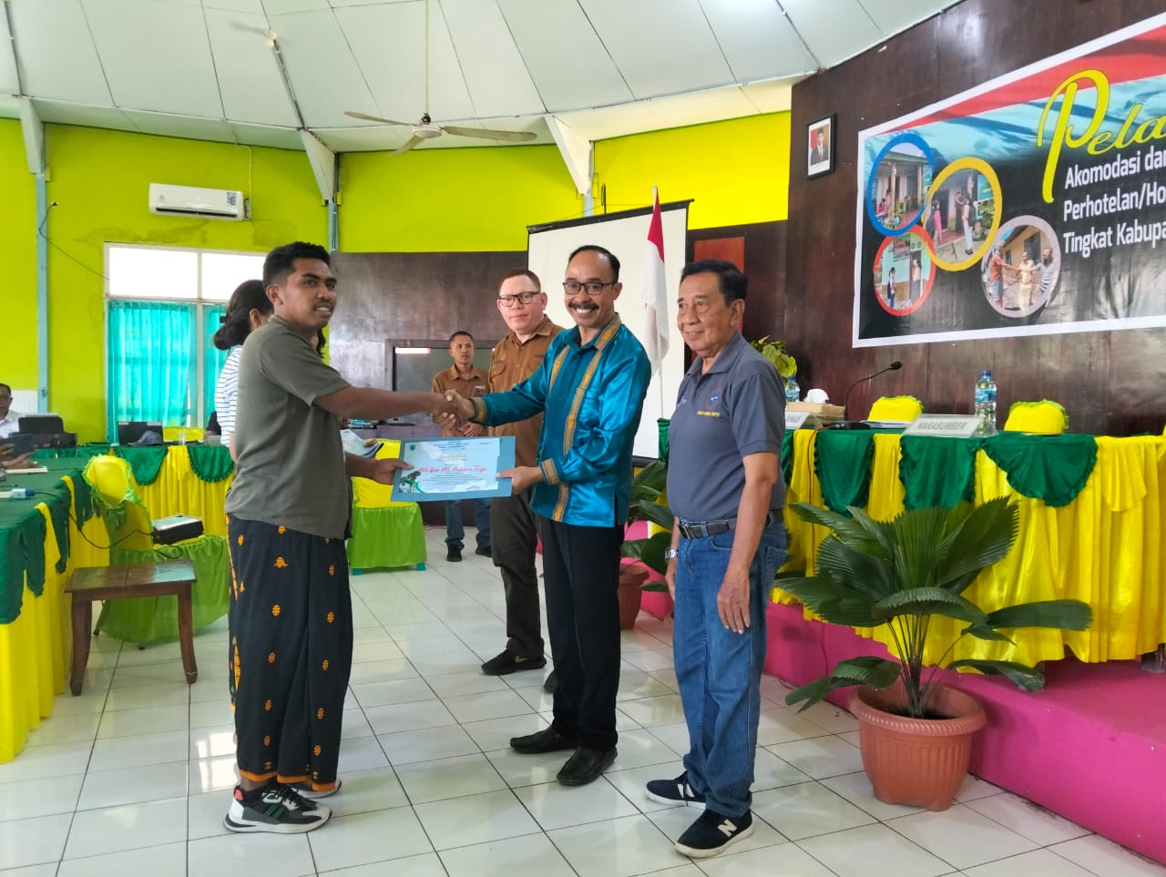 Pelatihan Akomodasi dan Manajemen Perhotelan, Homestay, Penginapan dan Guard House (1)